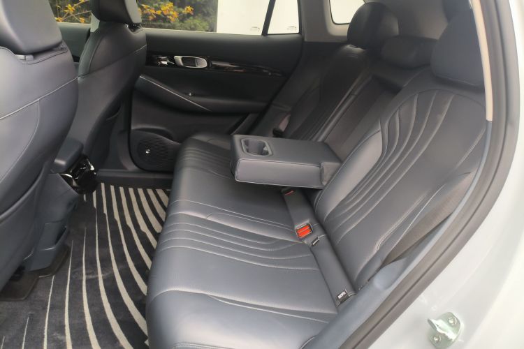 吉利银河 银河E5 2024款 530km 探索+版中控内饰21