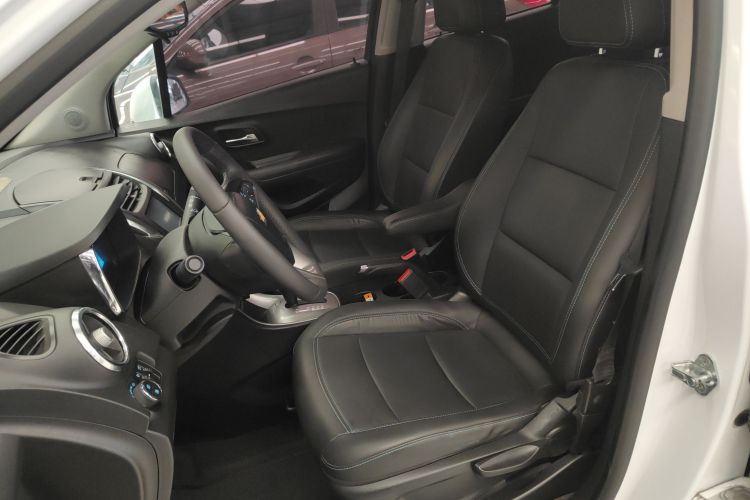 雪佛兰 创酷 2014款 1.4T 自动四驱旗舰型中控内饰19