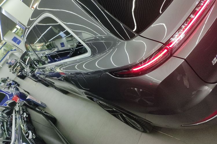 理想汽车 理想L9 2022款 Max车身外观4