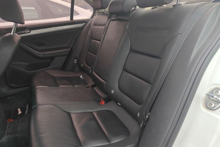 大众 速腾 2015款 1.6L 手动舒适型中控内饰21