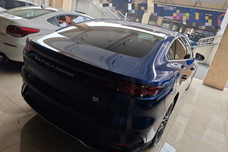 比亚迪 汉 2023款 DM-i 冠军版 121KM 尊享型车身外观7