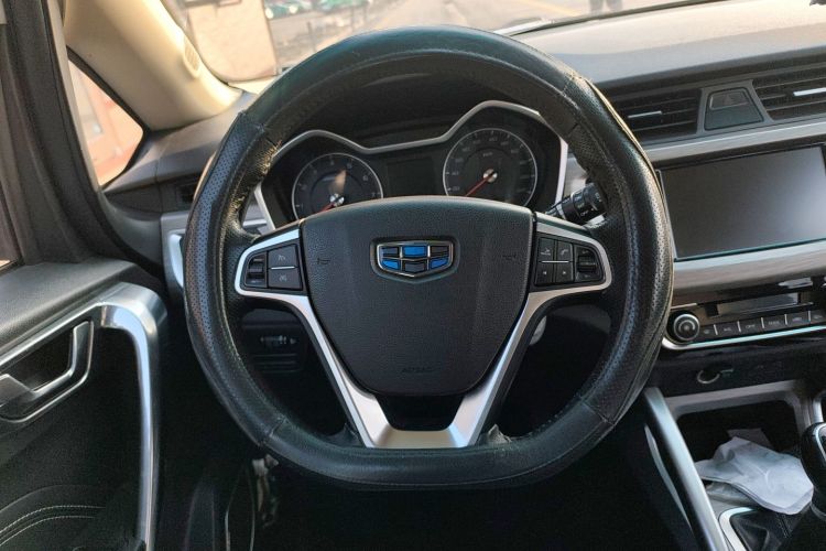 吉利汽车 远景X3 2017款 1.5L 手动尊贵型局部细节13