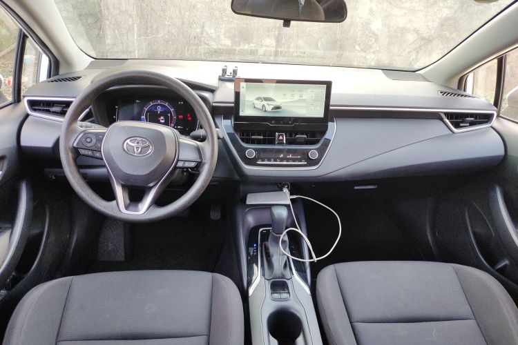 丰田 雷凌 2023款 TNGA 1.5L CVT进取版中控内饰7002