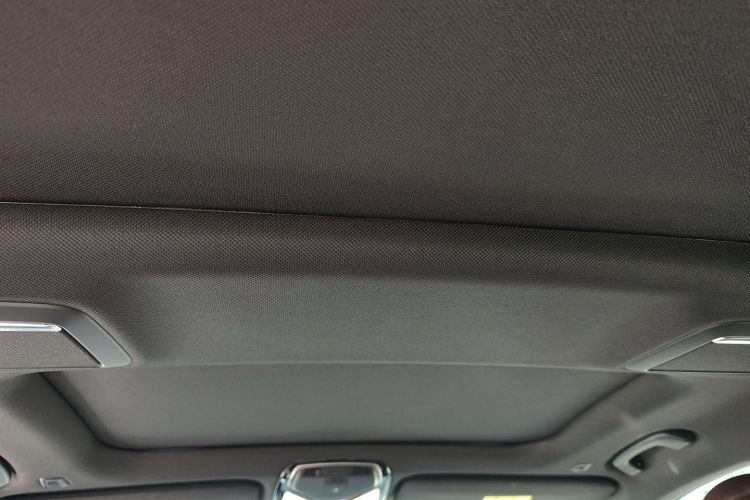 宝马7系 2019款 改款 740Li 领先型 M运动套装中控内饰22