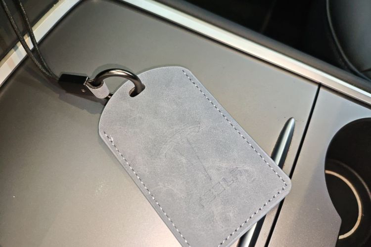 特斯拉 Model Y 2021款 长续航全轮驱动版 3D7中控内饰7001