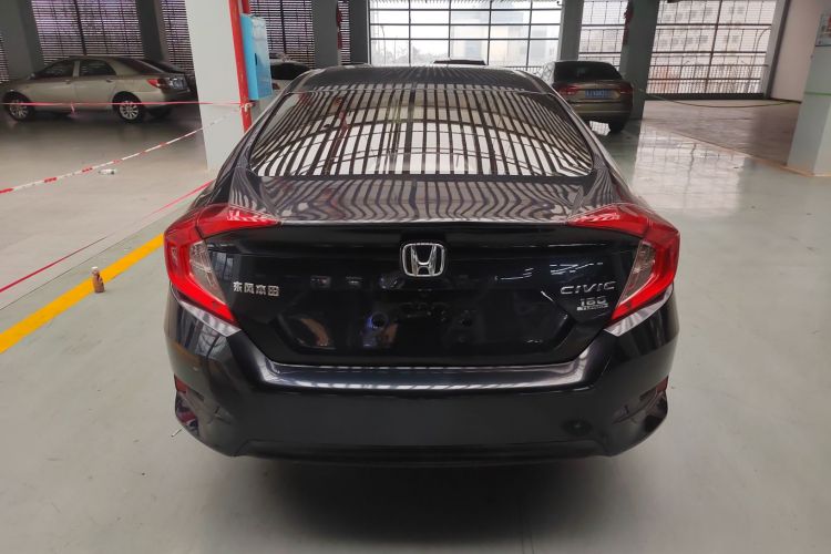 本田 思域 2016款 180TURBO CVT舒适版车身外观6