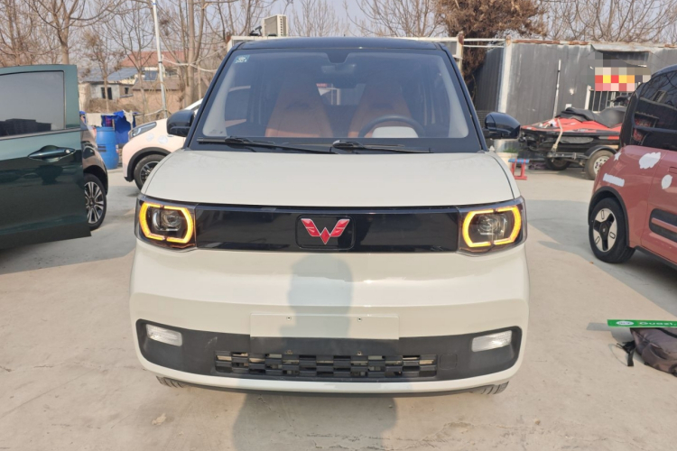 五菱汽车 宏光MINIEV 2021款 马卡龙臻享款 磷酸铁锂车身外观2