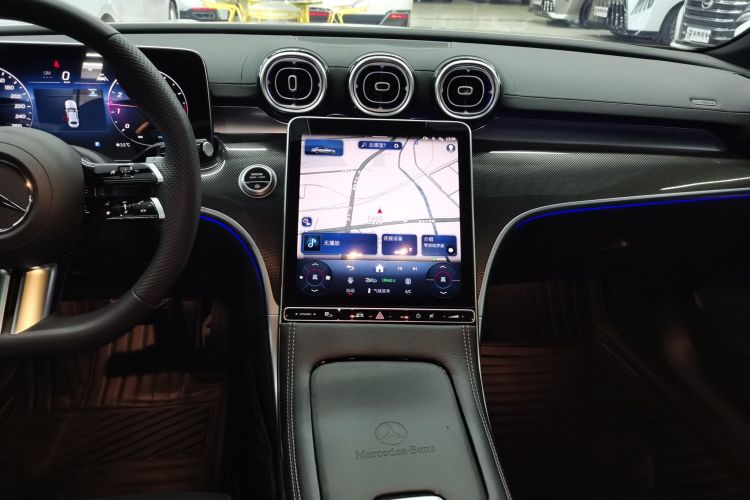奔驰C级 2025款 C 260 L 运动版中控内饰16