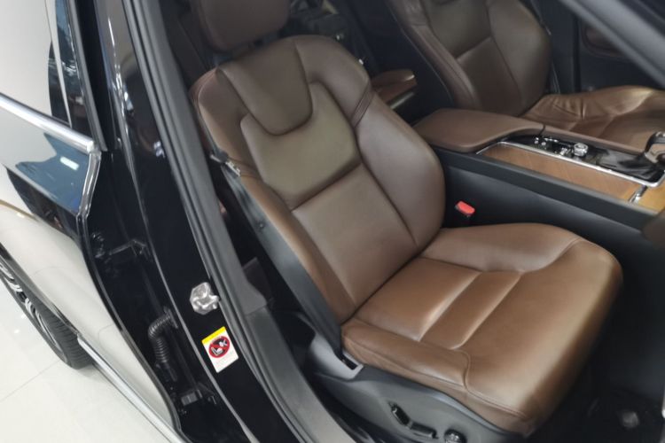 沃尔沃XC90 2020款 改款 T6 智逸豪华版 7座局部细节41