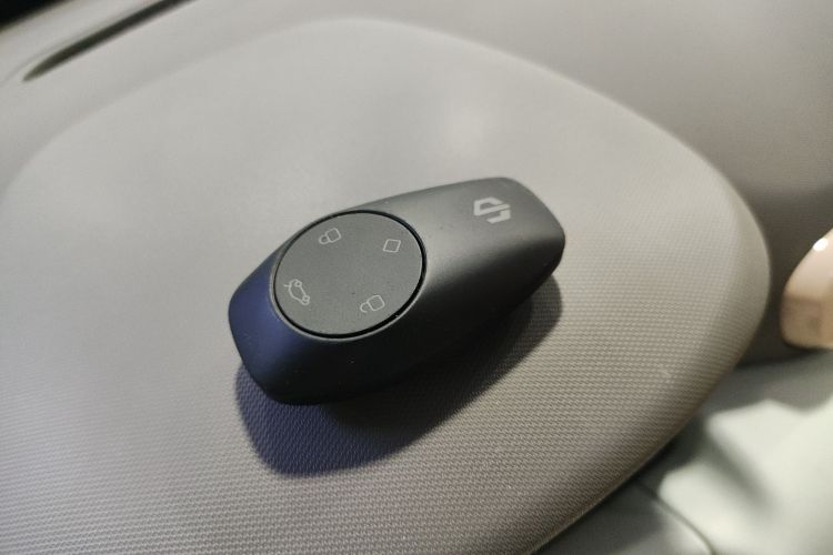 零跑汽车 零跑T03 2023款 403智享版中控内饰11