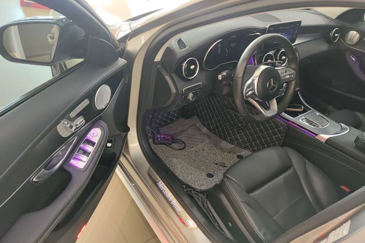 奔驰C级 2021款 C 260 L 运动星耀臻藏版中控内饰7003