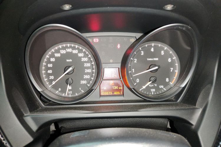 宝马Z4 2013款 sDrive20i领先型中控内饰14