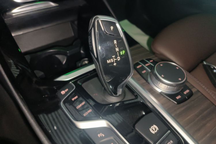 宝马X3 2020款  xDrive28i M运动套装局部细节18