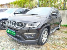 Jeep 指南者 2020款 220T 自动领先版
