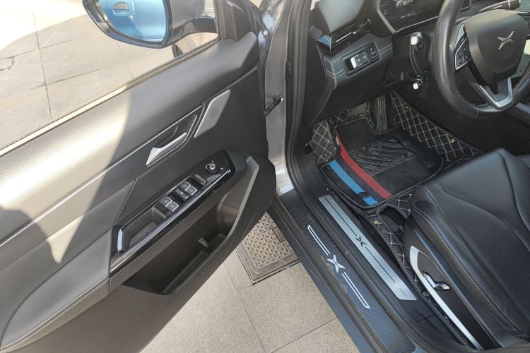 小鹏G3 2020款 520 智享版中控内饰7003