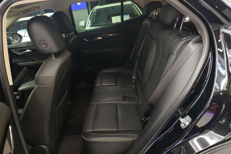 别克 2022款 改款 昂科威S 552T 两驱豪华型中控内饰7004