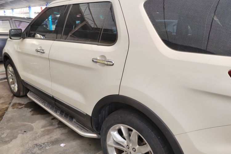 福特 探险者(进口) 2013款 3.5L 尊享型车身外观4