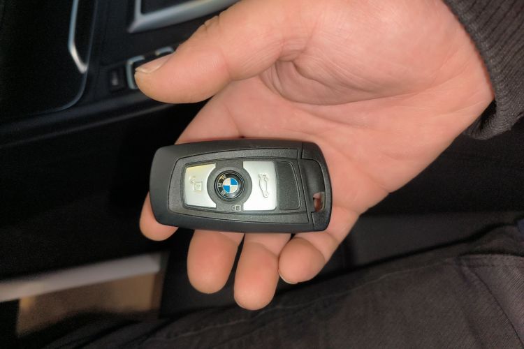 宝马3系 2019款 320Li 时尚型中控内饰7001