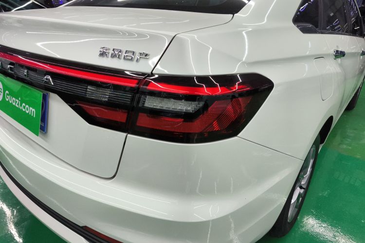 启辰D60 2023款 PLUS 1.6L XL CVT悦领版车身外观9