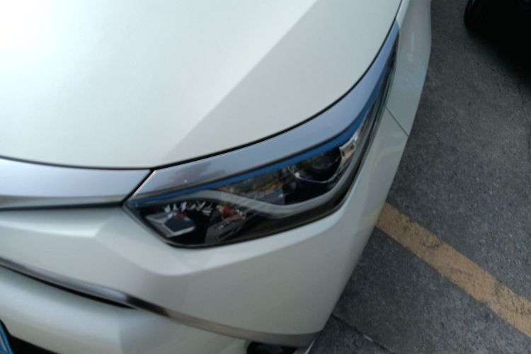 丰田 雷凌 2017款 改款双擎 1.8H GS E-CVT精英天窗版 国V局部细节36