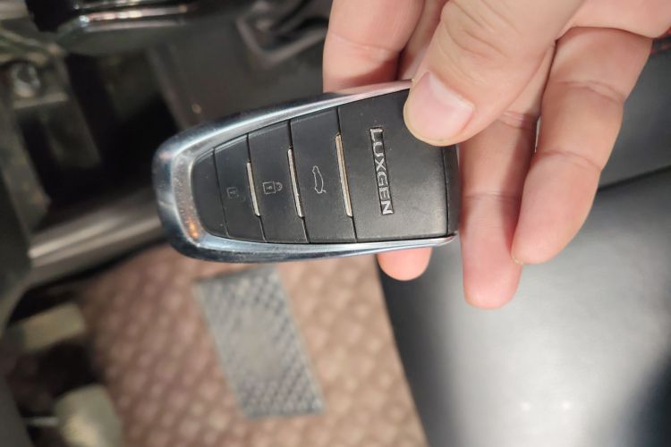 纳智捷 U5 SUV 2017款 1.6L CVT名士版中控内饰11