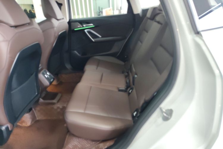 宝马X1 2023款 sDrive25Li X设计套装中控内饰21