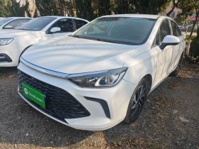 北京汽车 北京U5 PLUS 2021款 1.5L CVT豪华版