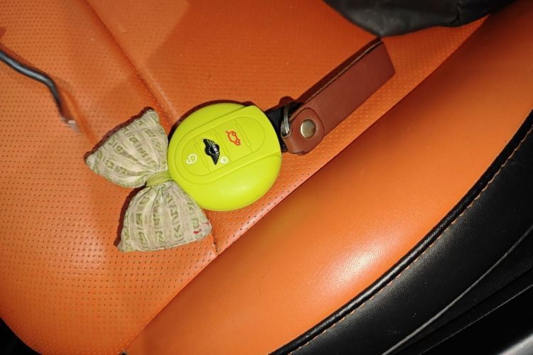 MINI Countryman 2018款 1.5T COOPER ALL4 经典派中控内饰7001