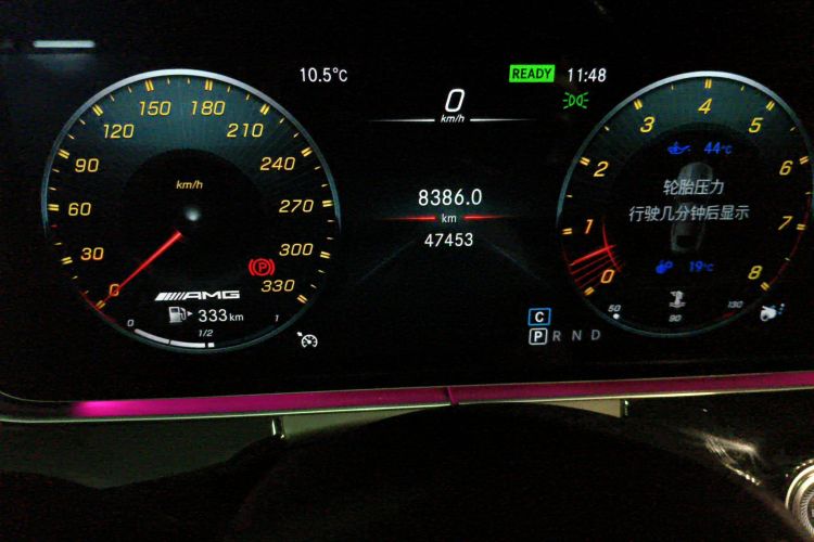 奔驰 2019款 AMG GT 50 四门跑车中控内饰15