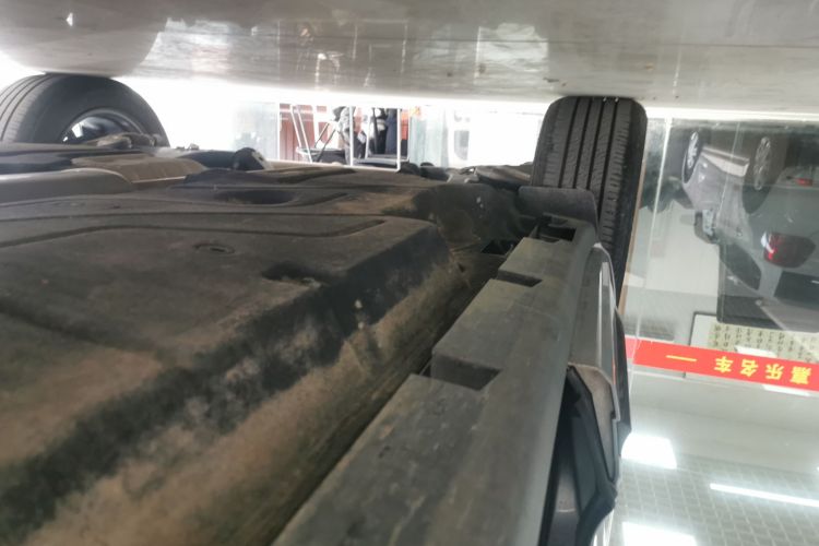 林肯 冒险家 2024款 1.5T 两驱尊享混动版局部细节9001