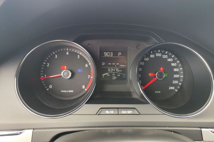 大众 宝来 2015款 质惠版 1.6L 自动时尚型中控内饰14