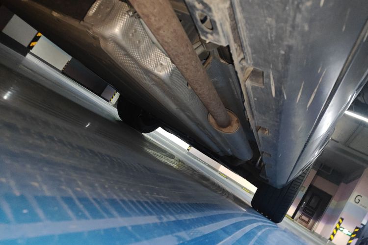 腾势N8 2023款 四驱超混旗舰六座版局部细节9002