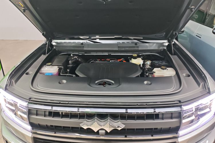 方程豹 豹5 2025款 210KM 云辇天神Ultra版机舱底盘24