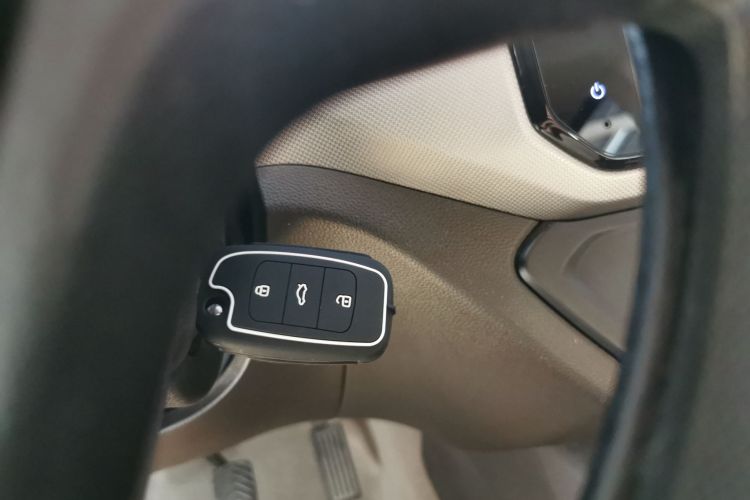 五菱汽车 五菱宏光 2018款 1.5L S舒适型L2B中控内饰7001