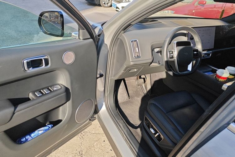 理想汽车 理想L7 2023款 Pro中控内饰7003