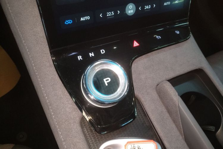 岚图汽车 岚图追光 2023款 四驱旗舰版局部细节18