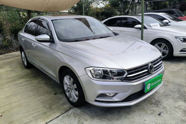 大众 宝来 2016款 1.6L 自动舒适型车身外观3