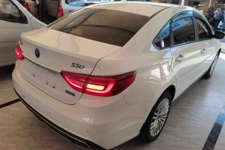 东风风行 风行S50EV 2021款 网约版车身外观7