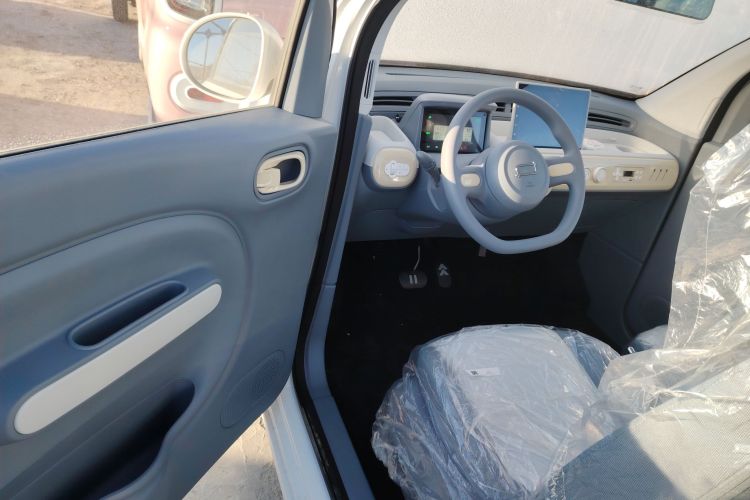 奔腾小马 2026款 222km 萌趣马中控内饰7003