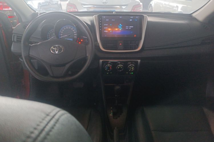 丰田 威驰 2017款 1.5L CVT创行版中控内饰7002