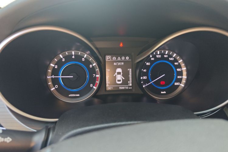 长安 逸动 2018款 XT 1.6L GDI 自动锐潮型 国V局部细节14