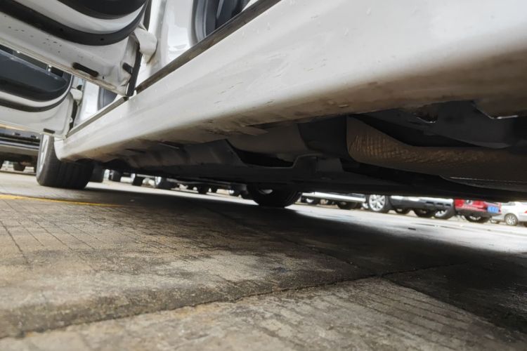 福特 蒙迪欧 2017款 EcoBoost 200 时尚型局部细节9002