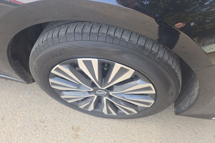 日产 天籁 2022款 2.0L XL-TLS 悦享版车身外观10