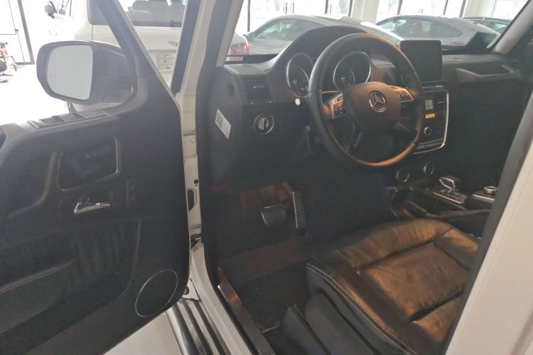 奔驰G级（平行进口） G550 自动4.0T V8 中控内饰20