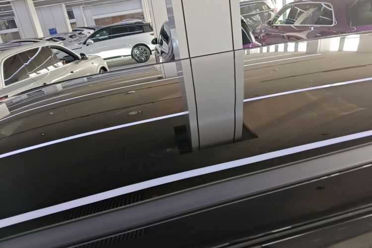 小鹏X9 2025款 740超长续航 Max局部细节57