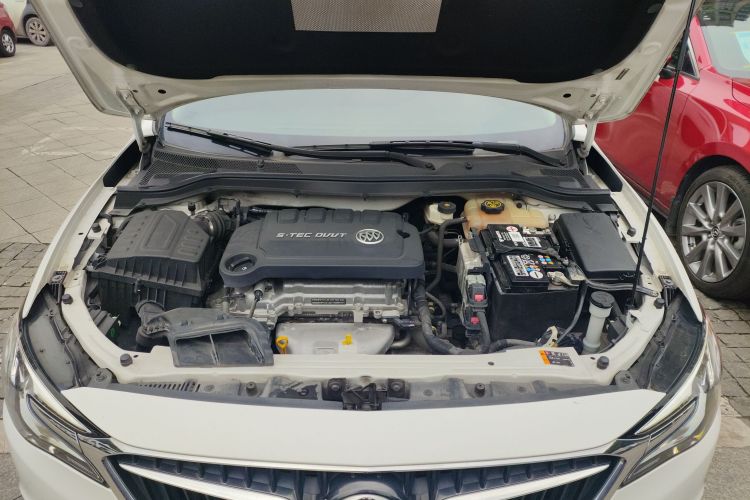 别克 英朗 2021款 改款 典范 1.5L 自动精英型机舱底盘24