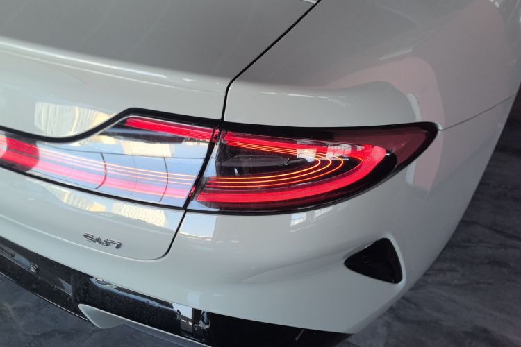 小米汽车 小米SU7 2024款 后驱长续航智驾版车身外观6006