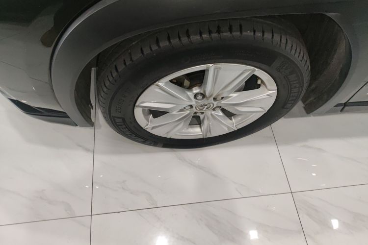 雷克萨斯UX 2020款 200 特别版车身外观6007