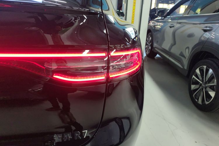 鸿蒙智行 智界R7 2024款 纯电 736km UItra车身外观6006