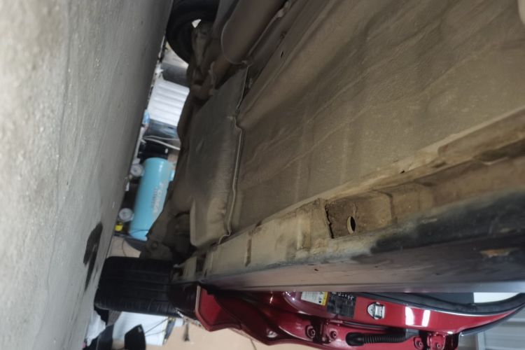 路虎 发现神行 2019款 240PS SE Dynamic版 国VI局部细节9002